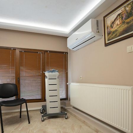 Hotel Velista Voneshta Voda Esterno foto