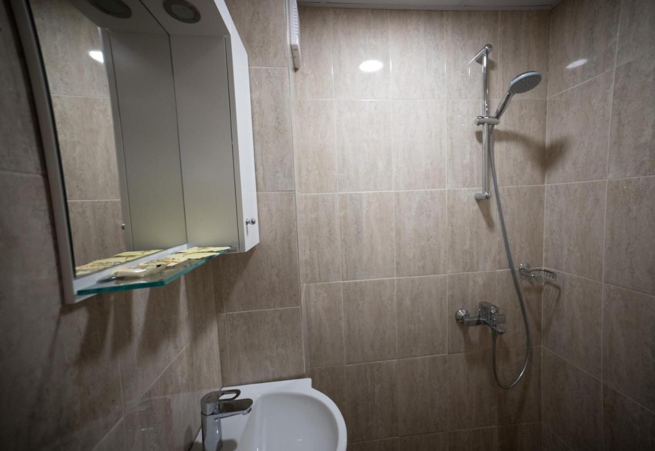 Hotel Velista Voneshta Voda Esterno foto